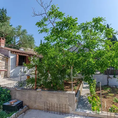 House Rina Casa de Férias Milna (Brac)